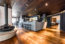 Bar und Terrasse